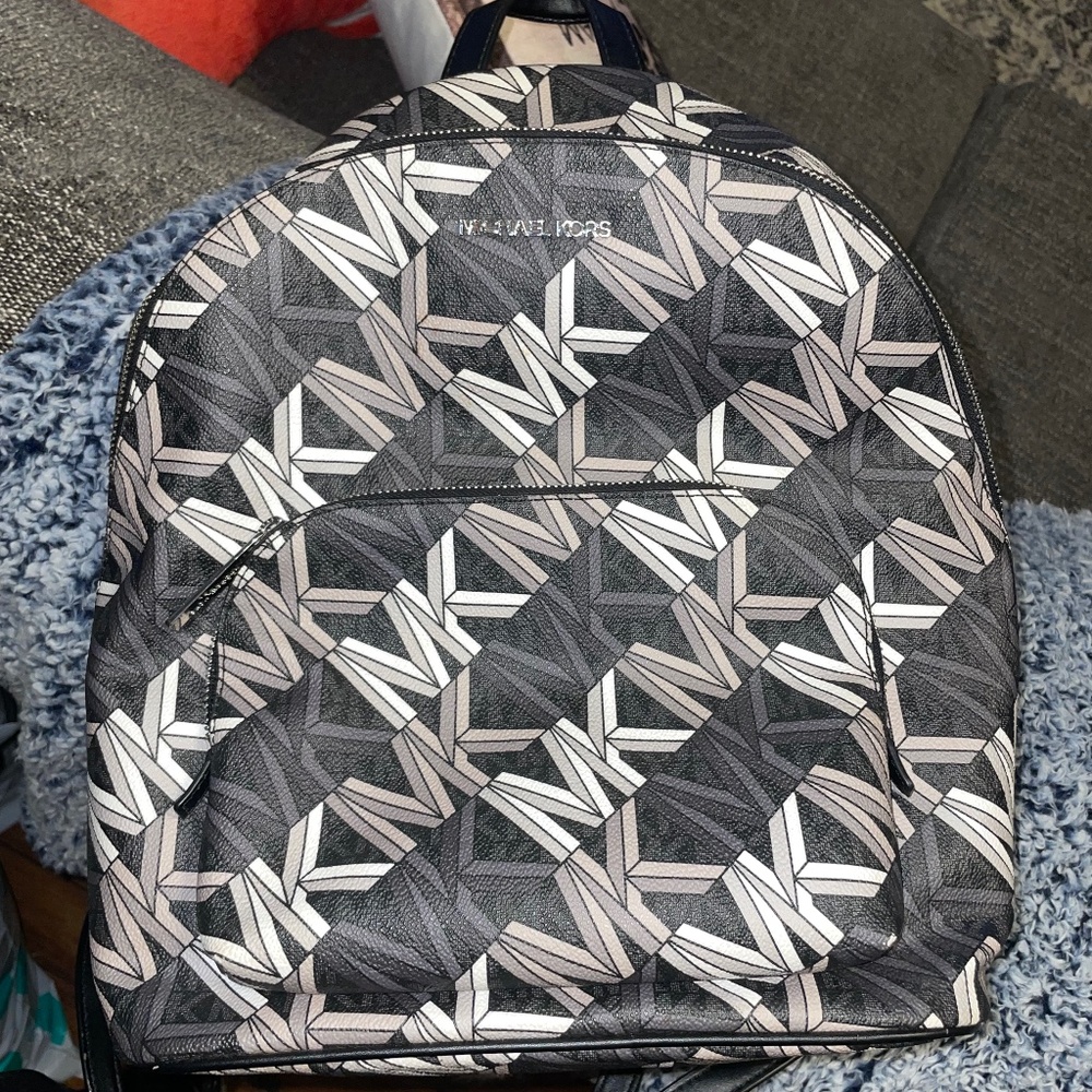 Michael kors back pack